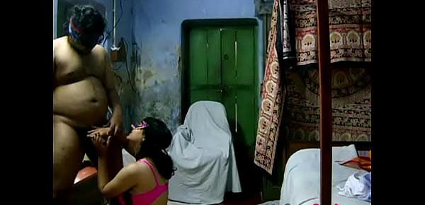  indian amateur savita bhabhi giving hot blowjob